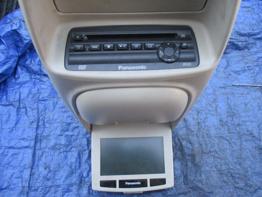 00-06 GMC Yukon Denali OEM rear DVD player assembly CN-SG0360ZC shale Panasonic