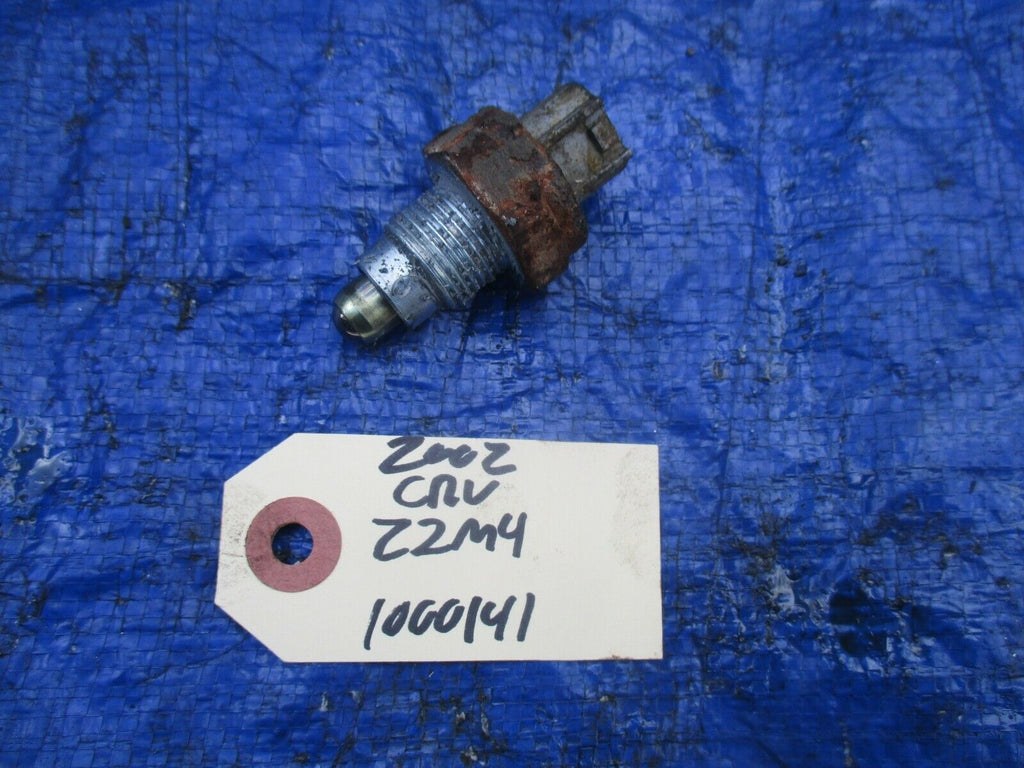 02-04 Honda CRV manual transmission 4x4 OEM reverse sensor Z2M4 1000141