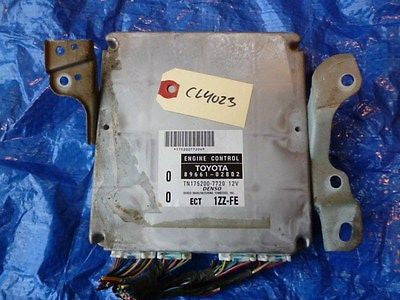 01-02 Toyota Corolla engine computer ECM OEM automatic transmission 89661-02802