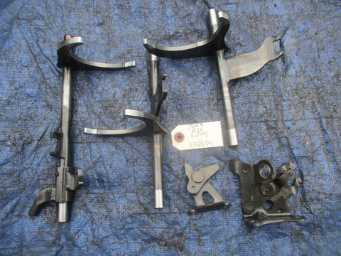 02-04 Acura RSX base W2M5 transmission shifter forks 5 speed K20A3 OEM selectors
