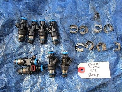 2002 GMC Sierra 1500 OEM fuel injectors set OEM 25317628 engine motor 4.8 5.3 V8